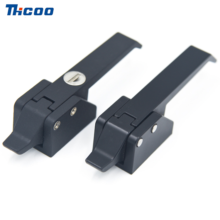 หัวเข็มขัดขันแน่นแบบกด-C9401-1